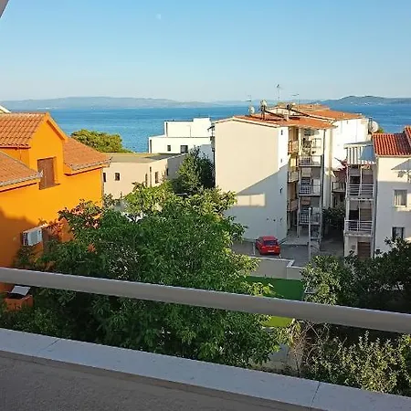 Apartment Sunset Dreams - 5min Walk *